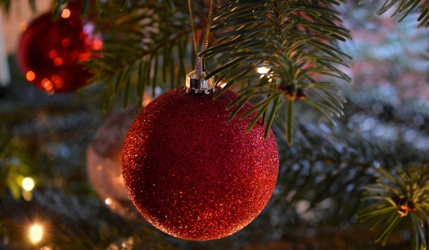 christmas tree 6870755 1280