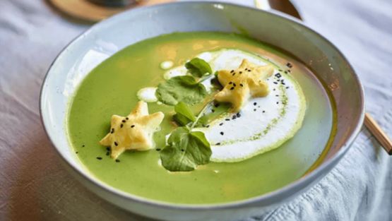 velouté de cresson et ses étoiles de noël